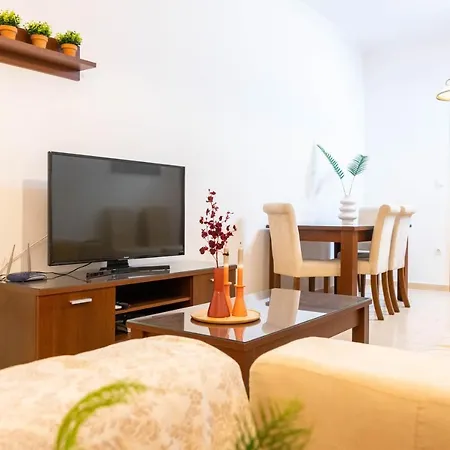 F & B Collection - 2 Bedroom Flat * Θεσσαλονίκη